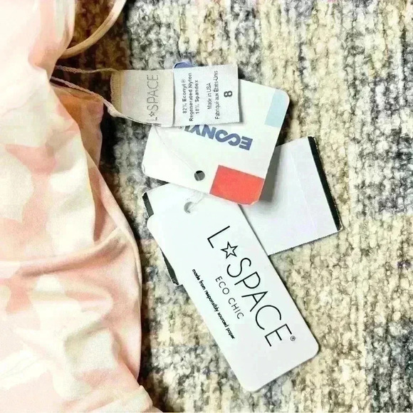 NWT L*SPACE Kyslee One-Piece Reversible Swimsuit in Paradise Blooms Size 8 - Picture 13 of 13